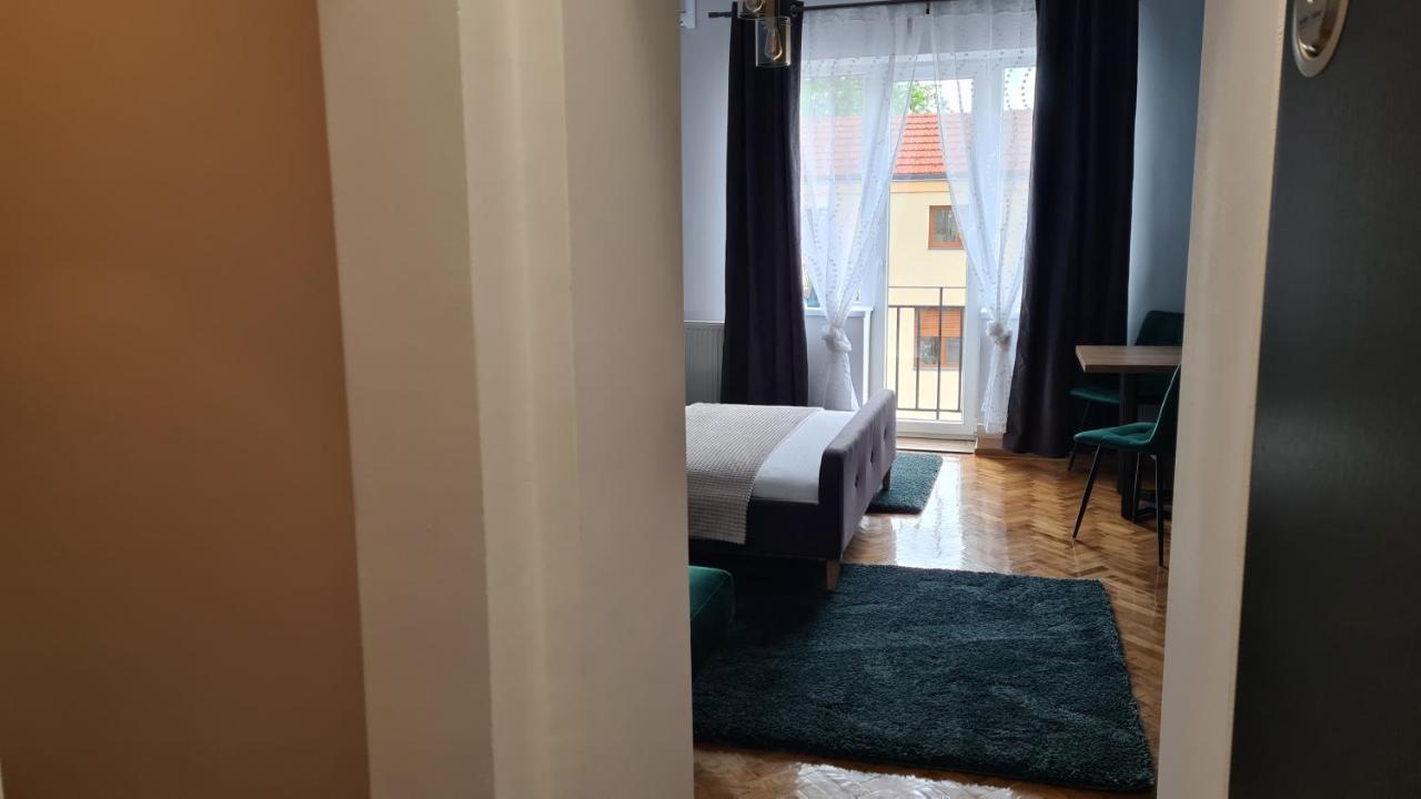 Bulevard Apartments Satu Mare Exterior foto