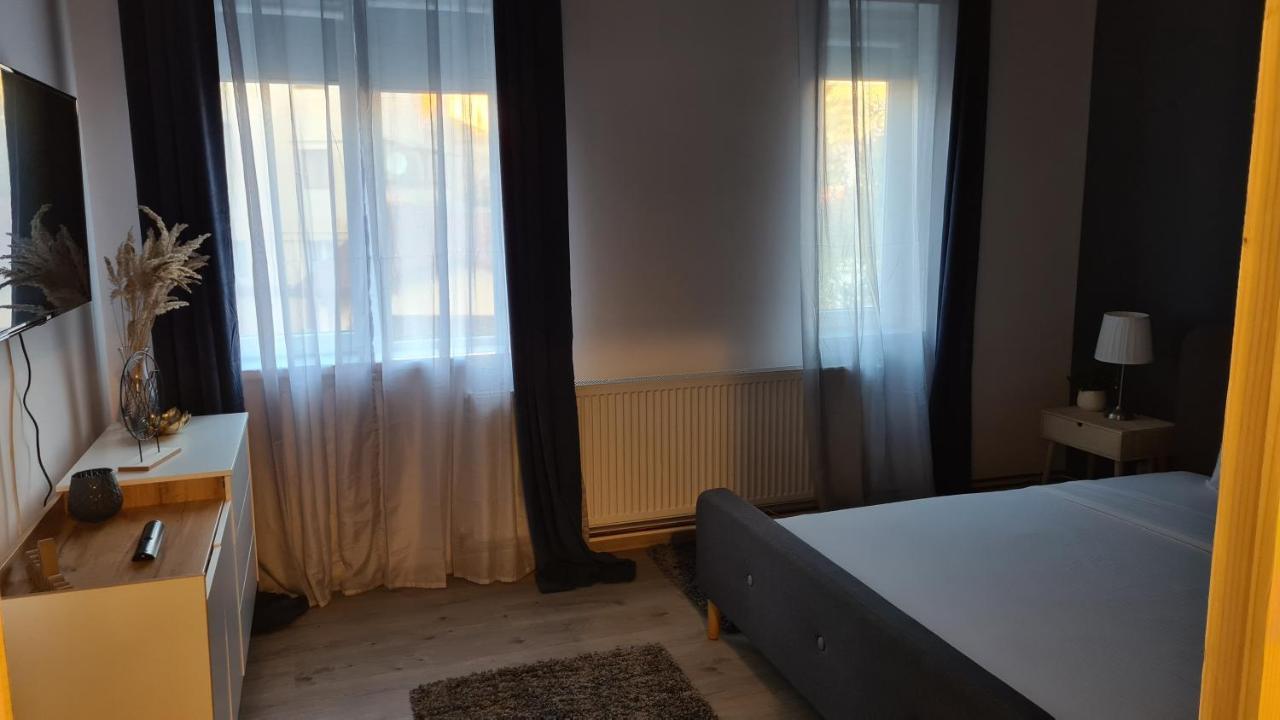 Bulevard Apartments Satu Mare Exterior foto