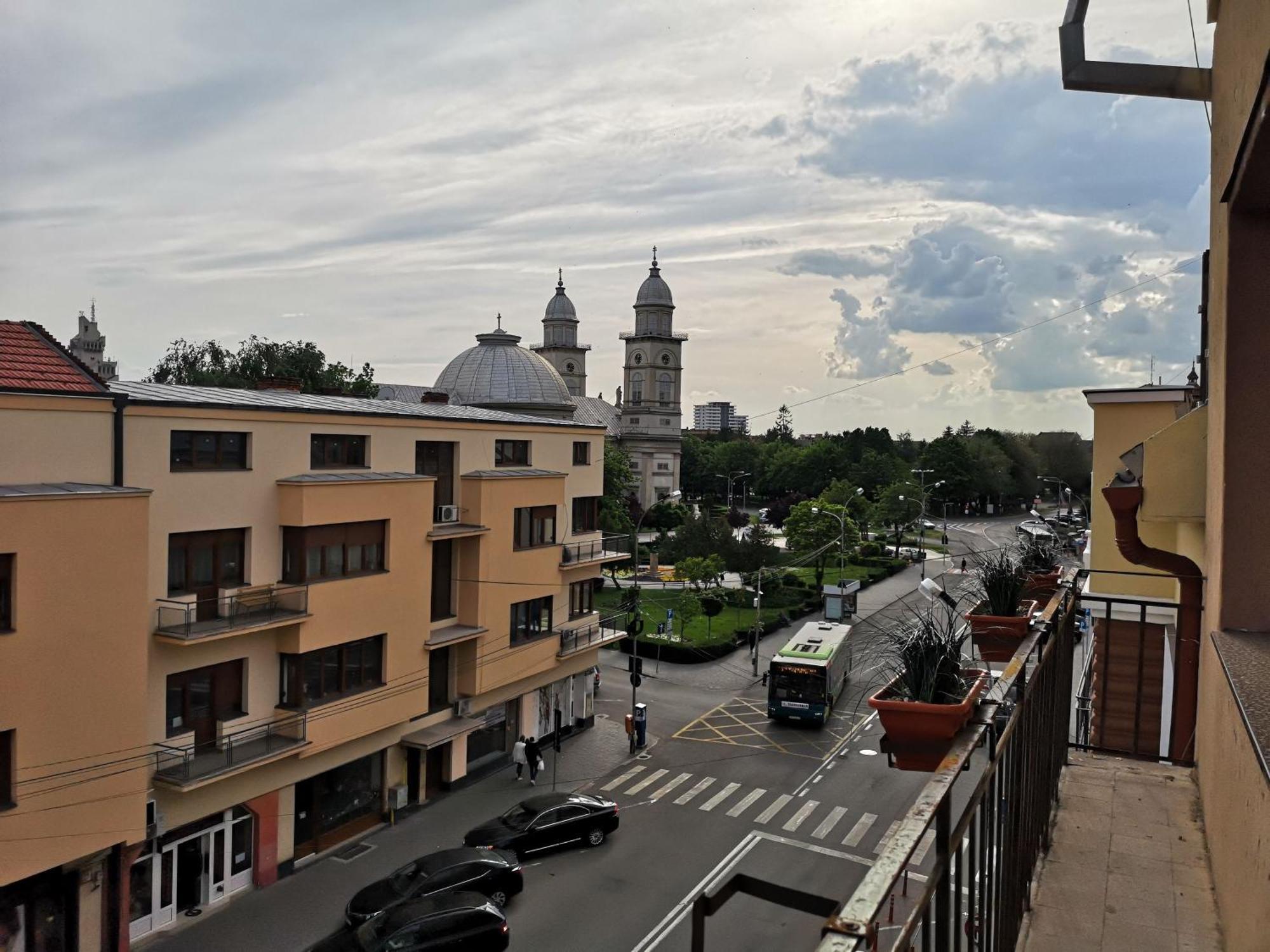 Bulevard Apartments Satu Mare Exterior foto